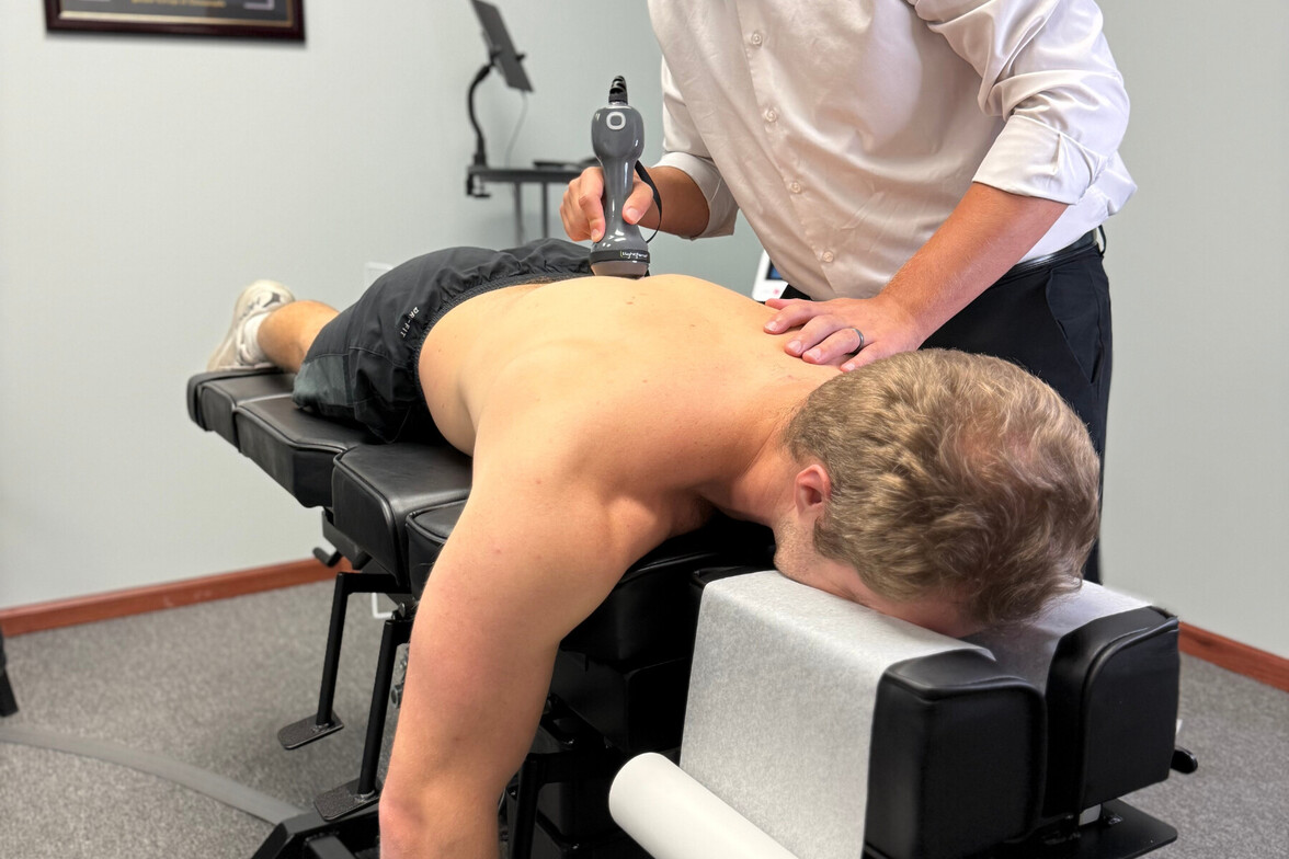 laser therapy photobiomodulation sports injuries pain relief ankeny iowa